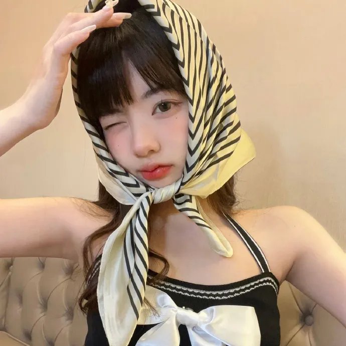禁足少女罗曼史